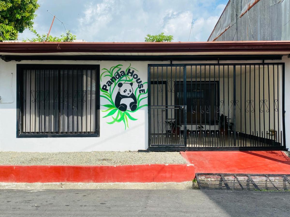 奎波斯城Panda House别墅 外观 照片